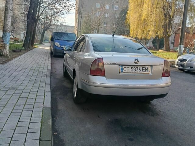 Серый Фольксваген Пассат, объемом двигателя 1.9 л и пробегом 343 тыс. км за 3899 $, фото 4 на Automoto.ua