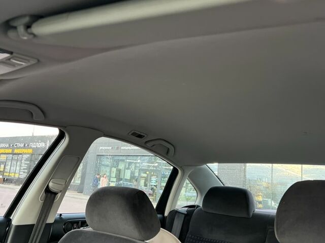 Серый Фольксваген Пассат, объемом двигателя 1.6 л и пробегом 230 тыс. км за 2150 $, фото 10 на Automoto.ua