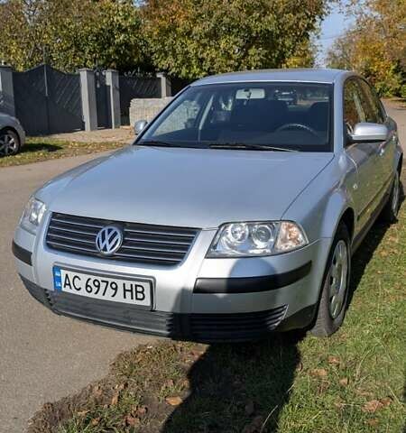 Серый Фольксваген Пассат, объемом двигателя 1.6 л и пробегом 145 тыс. км за 4800 $, фото 2 на Automoto.ua