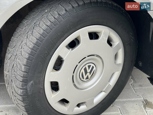 Сірий Фольксваген Пассат, об'ємом двигуна 1.6 л та пробігом 186 тис. км за 4199 $, фото 22 на Automoto.ua