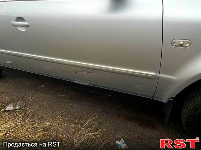 Серый Фольксваген Пассат, объемом двигателя 2.5 л и пробегом 0 тыс. км за 3800 $, фото 5 на Automoto.ua