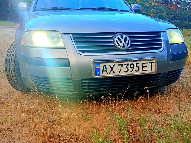 Серый Фольксваген Пассат, объемом двигателя 1.8 л и пробегом 326 тыс. км за 3700 $, фото 3 на Automoto.ua