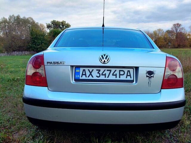 Сірий Фольксваген Пассат, об'ємом двигуна 1.6 л та пробігом 180 тис. км за 5000 $, фото 4 на Automoto.ua