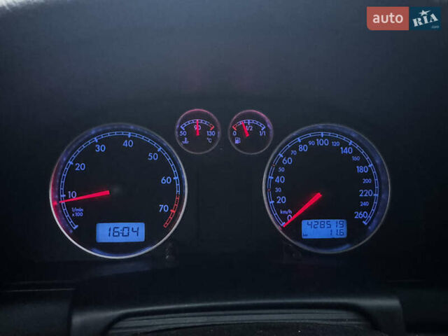 Сірий Фольксваген Пассат, об'ємом двигуна 1.6 л та пробігом 430 тис. км за 2950 $, фото 11 на Automoto.ua