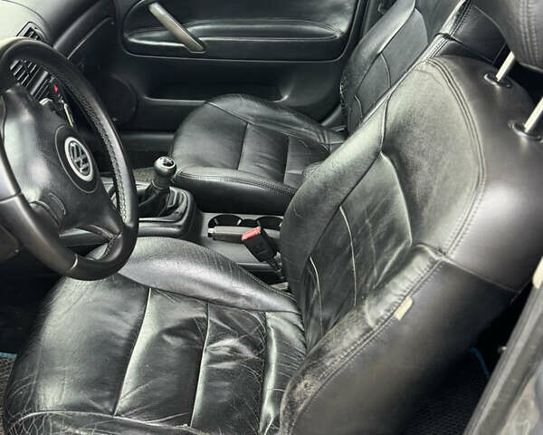 Серый Фольксваген Пассат, объемом двигателя 1.8 л и пробегом 440 тыс. км за 3199 $, фото 25 на Automoto.ua