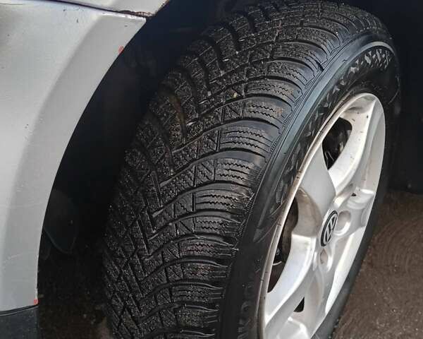 Серый Фольксваген Пассат, объемом двигателя 1.9 л и пробегом 400 тыс. км за 3600 $, фото 6 на Automoto.ua