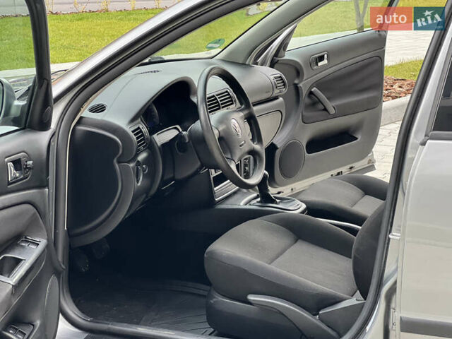 Сірий Фольксваген Пассат, об'ємом двигуна 1.6 л та пробігом 186 тис. км за 4199 $, фото 72 на Automoto.ua