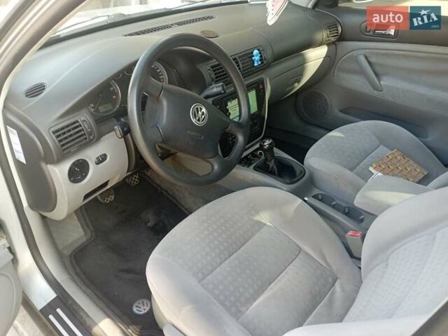 Серый Фольксваген Пассат, объемом двигателя 2 л и пробегом 280 тыс. км за 5500 $, фото 12 на Automoto.ua