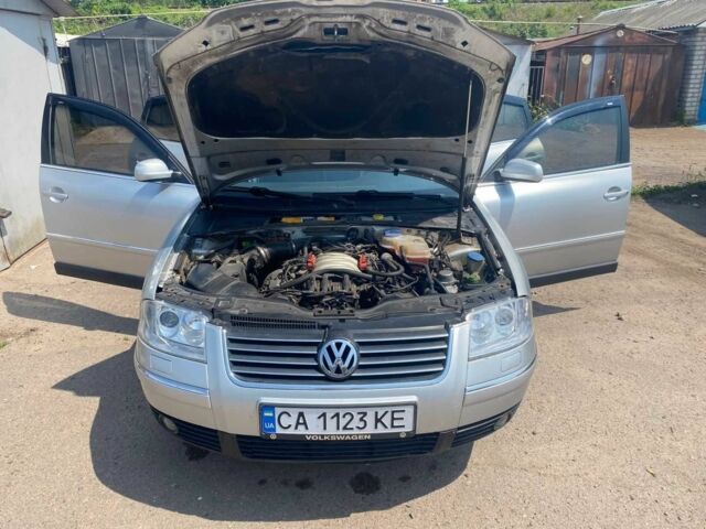 Серый Фольксваген Пассат, объемом двигателя 2.8 л и пробегом 300 тыс. км за 3500 $, фото 2 на Automoto.ua