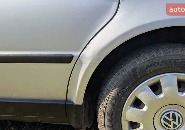 Серый Фольксваген Пассат, объемом двигателя 1.6 л и пробегом 145 тыс. км за 4800 $, фото 11 на Automoto.ua