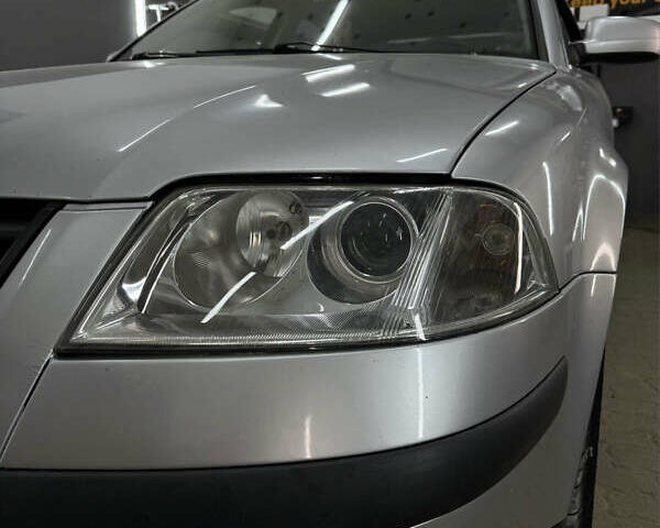 Серый Фольксваген Пассат, объемом двигателя 1.8 л и пробегом 266 тыс. км за 4800 $, фото 9 на Automoto.ua