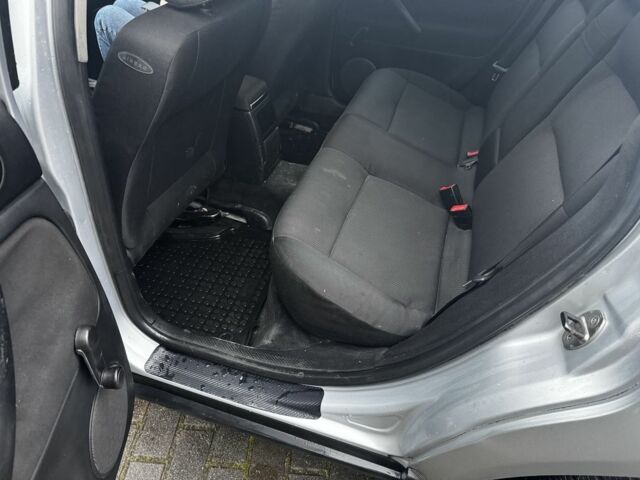 Сірий Фольксваген Пассат, об'ємом двигуна 1.6 л та пробігом 420 тис. км за 2950 $, фото 7 на Automoto.ua