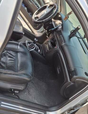 Серый Фольксваген Пассат, объемом двигателя 1.9 л и пробегом 344 тыс. км за 4800 $, фото 18 на Automoto.ua