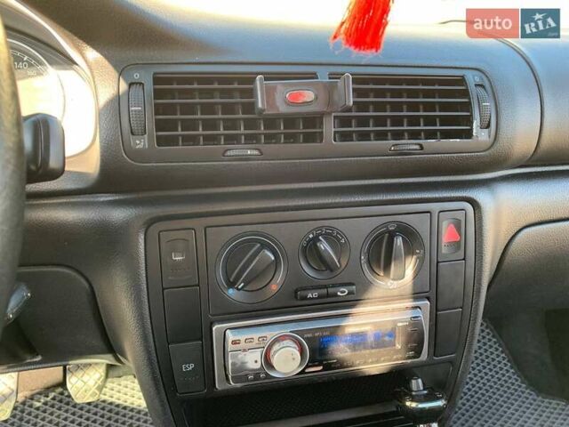 Фольксваген Пассат 2001 у Львові на Automoto.ua Сірий Фольксваген Пассат, об'ємом двигуна 1.6 л та пробігом 200 тис. км за 3800 $, фото 43 на Automoto.ua