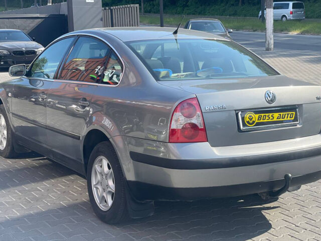 Серый Фольксваген Пассат, объемом двигателя 1.6 л и пробегом 209 тыс. км за 4600 $, фото 3 на Automoto.ua