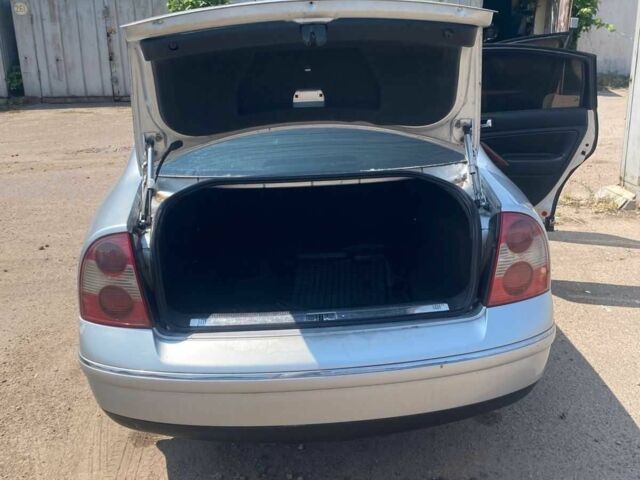 Серый Фольксваген Пассат, объемом двигателя 2.8 л и пробегом 300 тыс. км за 3500 $, фото 3 на Automoto.ua