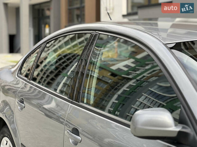 Сірий Фольксваген Пассат, об'ємом двигуна 1.6 л та пробігом 186 тис. км за 4199 $, фото 46 на Automoto.ua