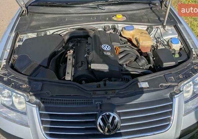 Серый Фольксваген Пассат, объемом двигателя 1.6 л и пробегом 145 тыс. км за 4800 $, фото 15 на Automoto.ua