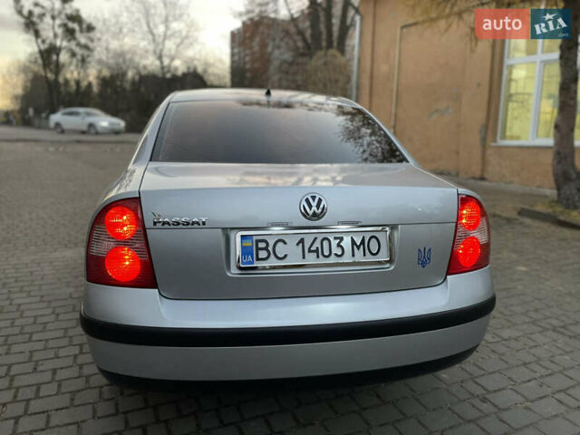 Серый Фольксваген Пассат, объемом двигателя 1.6 л и пробегом 200 тыс. км за 4300 $, фото 9 на Automoto.ua