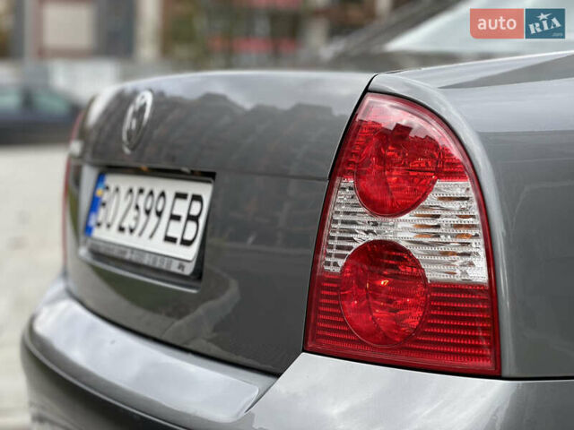 Сірий Фольксваген Пассат, об'ємом двигуна 1.6 л та пробігом 186 тис. км за 4199 $, фото 61 на Automoto.ua