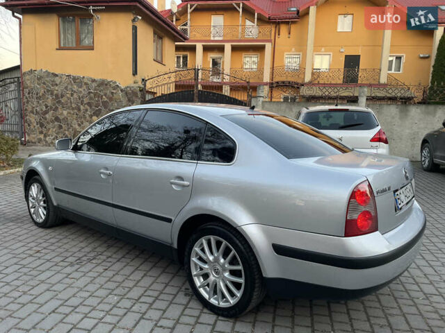 Серый Фольксваген Пассат, объемом двигателя 1.6 л и пробегом 200 тыс. км за 4300 $, фото 17 на Automoto.ua