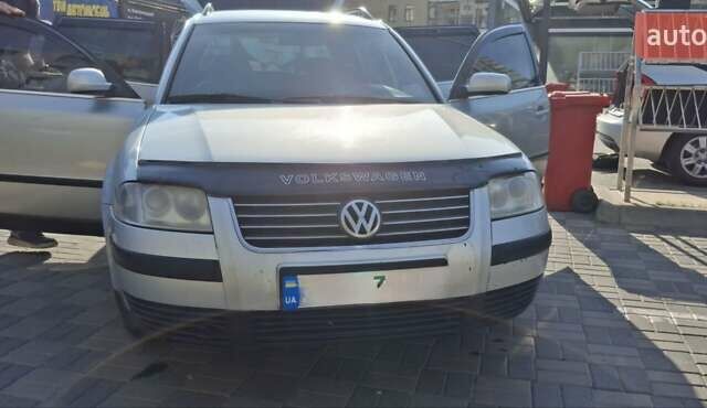 Серый Фольксваген Пассат, объемом двигателя 1.9 л и пробегом 344 тыс. км за 4800 $, фото 22 на Automoto.ua