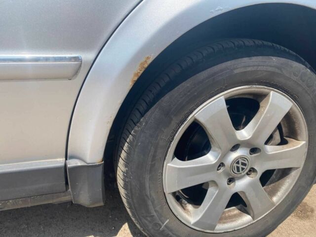 Серый Фольксваген Пассат, объемом двигателя 2.8 л и пробегом 300 тыс. км за 3500 $, фото 16 на Automoto.ua