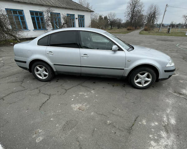 Сірий Фольксваген Пассат, об'ємом двигуна 1.78 л та пробігом 250 тис. км за 4300 $, фото 5 на Automoto.ua