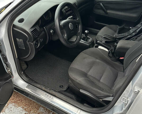 Серый Фольксваген Пассат, объемом двигателя 1.9 л и пробегом 428 тыс. км за 3800 $, фото 15 на Automoto.ua