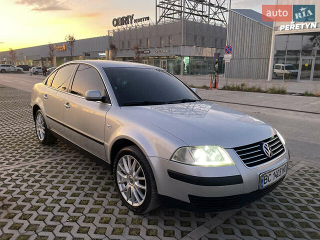 Серый Фольксваген Пассат, объемом двигателя 1.6 л и пробегом 200 тыс. км за 4300 $, фото 6 на Automoto.ua