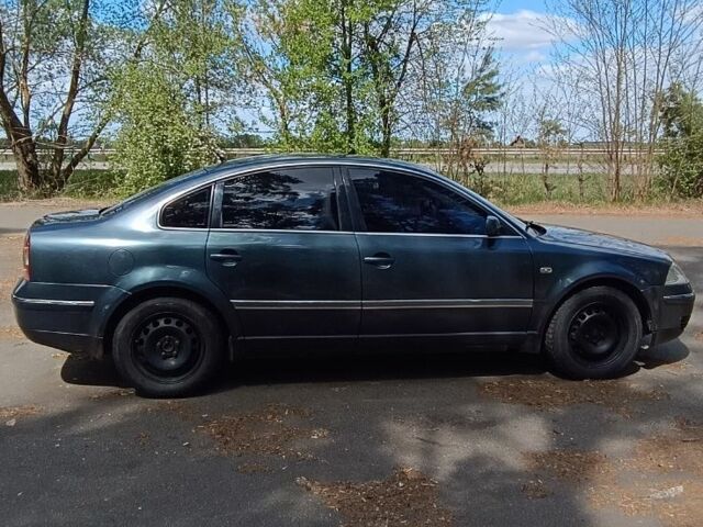 Сірий Фольксваген Пассат, об'ємом двигуна 2.5 л та пробігом 430 тис. км за 3400 $, фото 3 на Automoto.ua