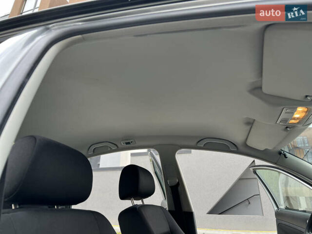 Сірий Фольксваген Пассат, об'ємом двигуна 1.6 л та пробігом 186 тис. км за 4199 $, фото 84 на Automoto.ua