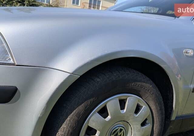 Серый Фольксваген Пассат, объемом двигателя 1.6 л и пробегом 145 тыс. км за 4800 $, фото 10 на Automoto.ua