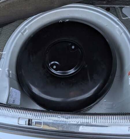 Серый Фольксваген Пассат, объемом двигателя 1.6 л и пробегом 145 тыс. км за 4800 $, фото 13 на Automoto.ua