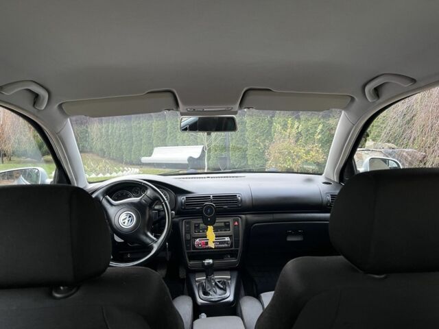 Серый Фольксваген Пассат, объемом двигателя 1.8 л и пробегом 253 тыс. км за 3750 $, фото 4 на Automoto.ua