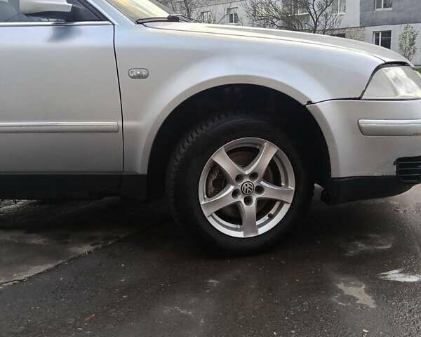 Серый Фольксваген Пассат, объемом двигателя 1.9 л и пробегом 400 тыс. км за 3600 $, фото 29 на Automoto.ua