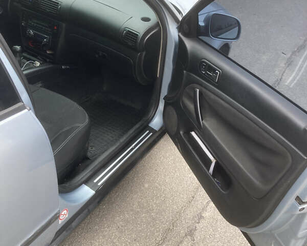 Серый Фольксваген Пассат, объемом двигателя 1.78 л и пробегом 396 тыс. км за 3800 $, фото 8 на Automoto.ua