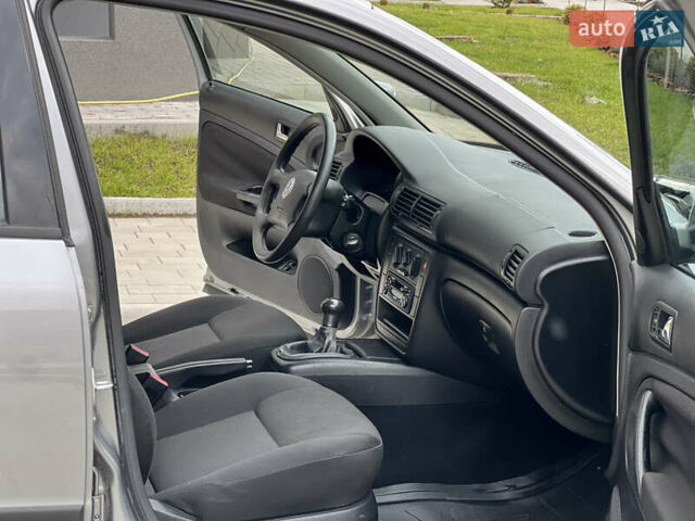 Сірий Фольксваген Пассат, об'ємом двигуна 1.6 л та пробігом 186 тис. км за 4199 $, фото 64 на Automoto.ua