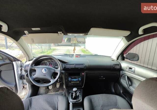 Серый Фольксваген Пассат, объемом двигателя 1.9 л и пробегом 333 тыс. км за 4750 $, фото 10 на Automoto.ua