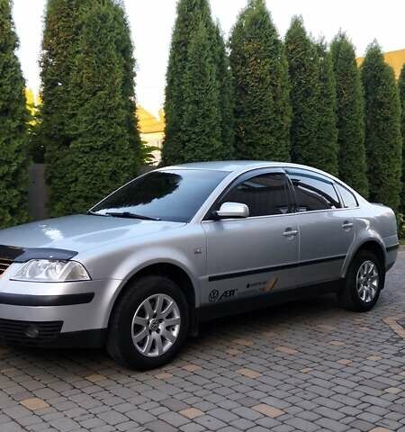 Серый Фольксваген Пассат, объемом двигателя 1.6 л и пробегом 250 тыс. км за 4900 $, фото 29 на Automoto.ua