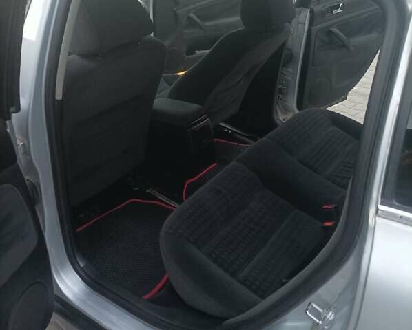 Серый Фольксваген Пассат, объемом двигателя 1.6 л и пробегом 316 тыс. км за 3500 $, фото 10 на Automoto.ua