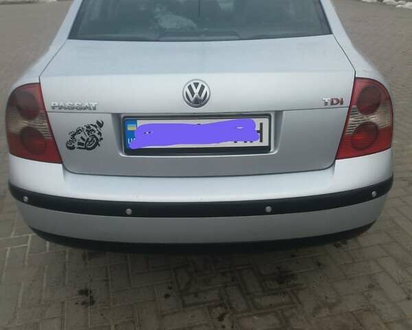 Серый Фольксваген Пассат, объемом двигателя 1.9 л и пробегом 350 тыс. км за 4600 $, фото 3 на Automoto.ua