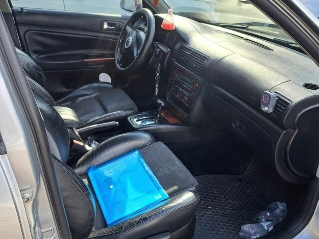 Серый Фольксваген Пассат, объемом двигателя 1.8 л и пробегом 230 тыс. км за 3800 $, фото 6 на Automoto.ua