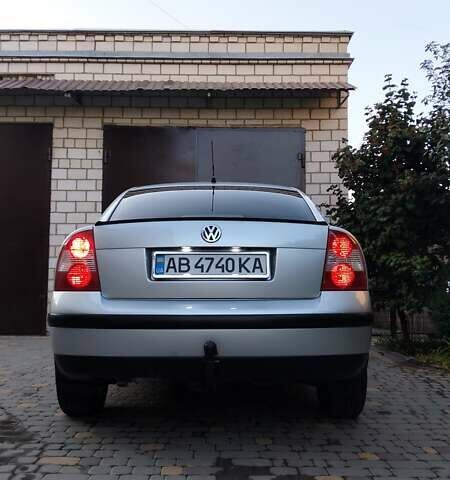 Серый Фольксваген Пассат, объемом двигателя 1.6 л и пробегом 250 тыс. км за 4900 $, фото 67 на Automoto.ua