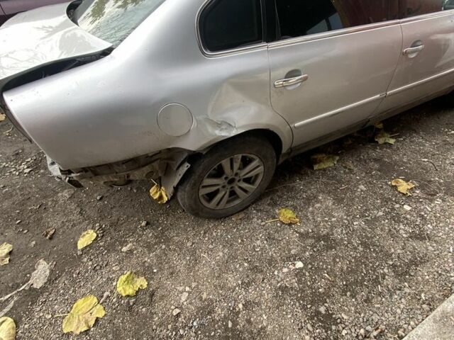 Серый Фольксваген Пассат, объемом двигателя 2.8 л и пробегом 20 тыс. км за 2600 $, фото 4 на Automoto.ua