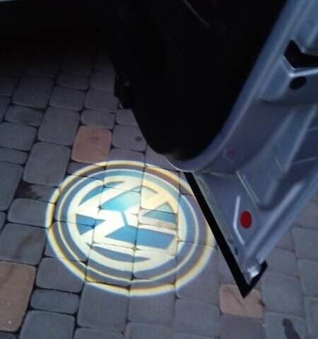 Серый Фольксваген Пассат, объемом двигателя 1.6 л и пробегом 250 тыс. км за 4900 $, фото 2 на Automoto.ua