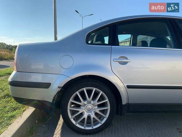 Фольксваген Пассат 2001 у Львові на Automoto.ua Сірий Фольксваген Пассат, об'ємом двигуна 1.6 л та пробігом 200 тис. км за 3800 $, фото 13 на Automoto.ua
