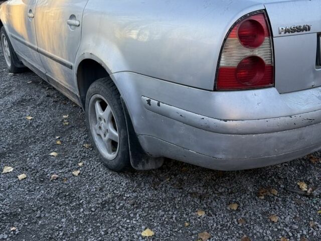 Серый Фольксваген Пассат, объемом двигателя 1.8 л и пробегом 160 тыс. км за 1700 $, фото 4 на Automoto.ua