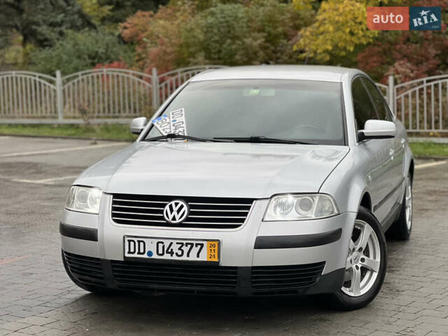 Сірий Фольксваген Пассат, об'ємом двигуна 1.6 л та пробігом 276 тис. км за 4199 $, фото 9 на Automoto.ua