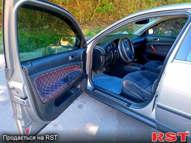 Серый Фольксваген Пассат, объемом двигателя 1.8 л и пробегом 190 тыс. км за 4200 $, фото 6 на Automoto.ua